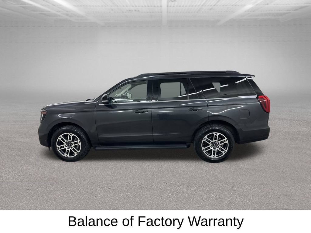 Used 2025 Ford Expedition Active AWD/4WD image 8
