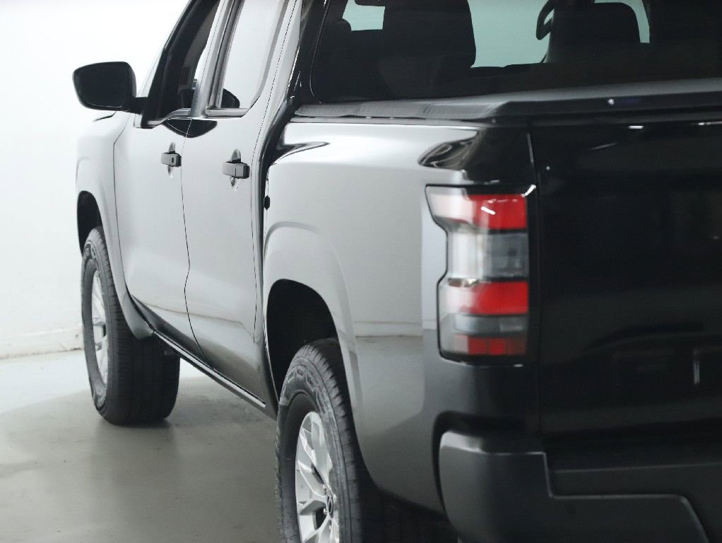 Certified 2025 Nissan Frontier S image 40