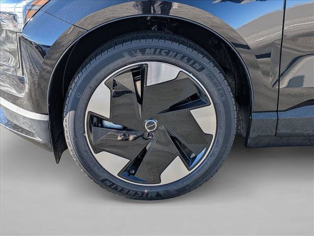 New 2026 Volvo EX30 Plus w/ Climate Package image 11