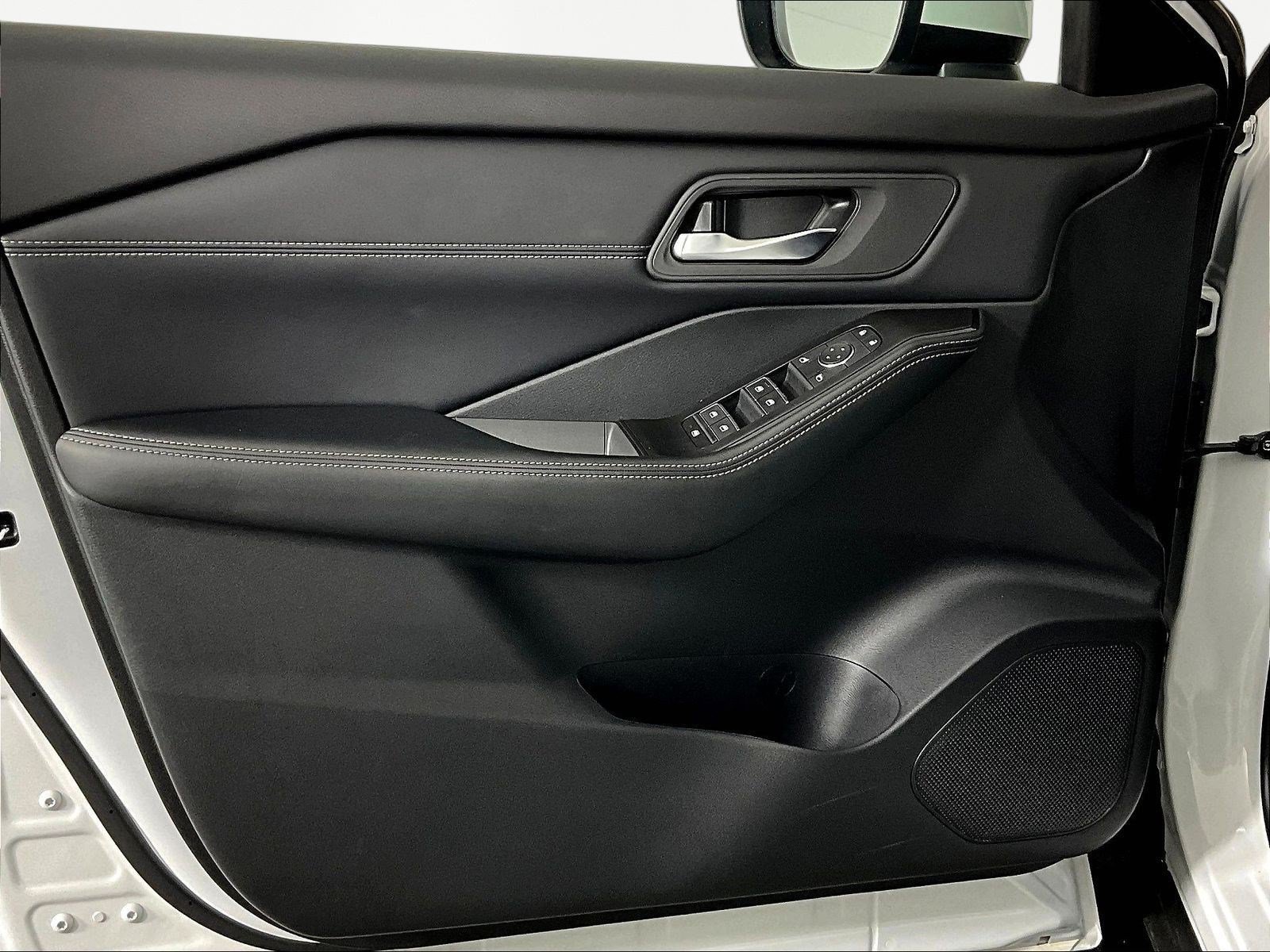Certified 2025 Nissan Rogue SL AWD/4WD image 20