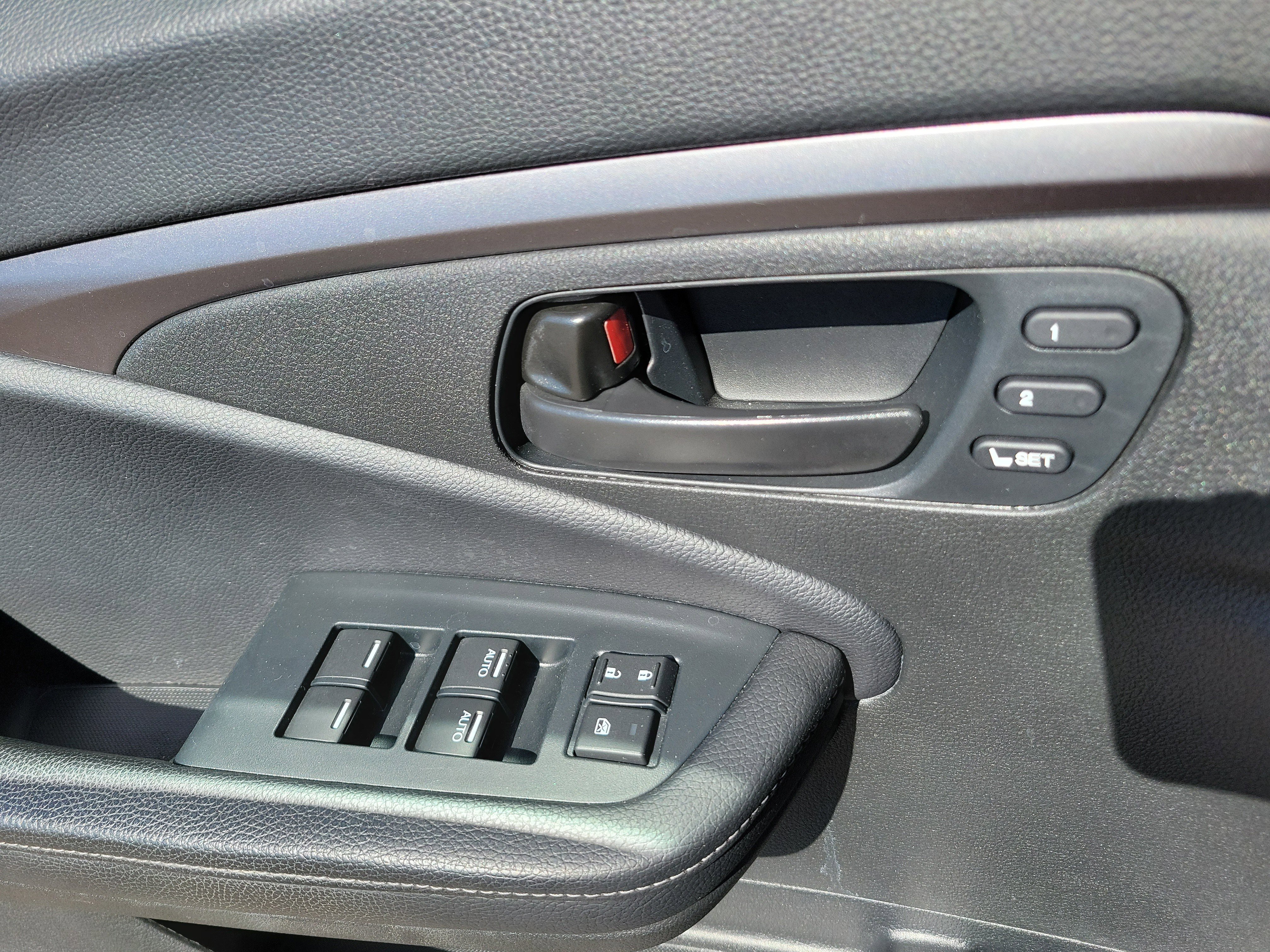 Used 2023 Honda Passport EX-L image 21