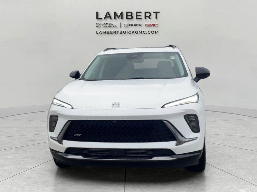 New 2026 Buick Envision Sport Touring image 8