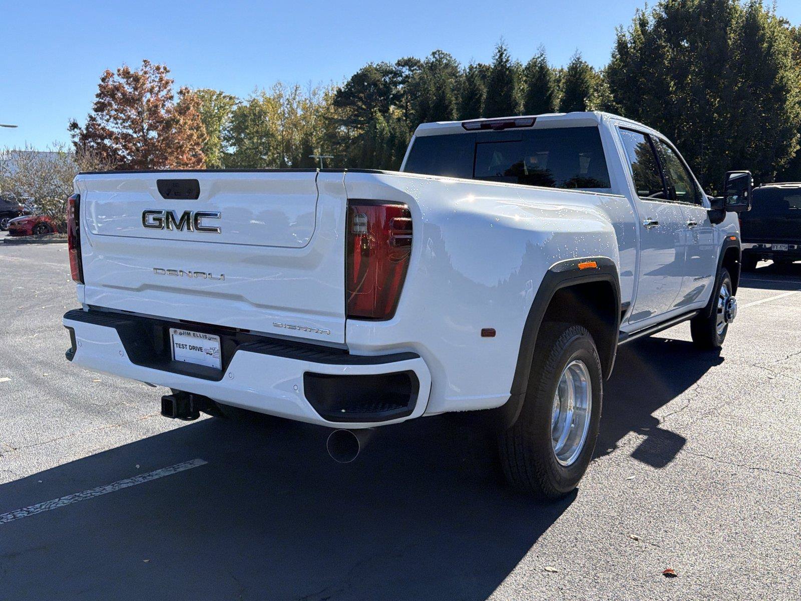New 2026 GMC Sierra 3500 Denali Ultimate AWD/4WD image 6