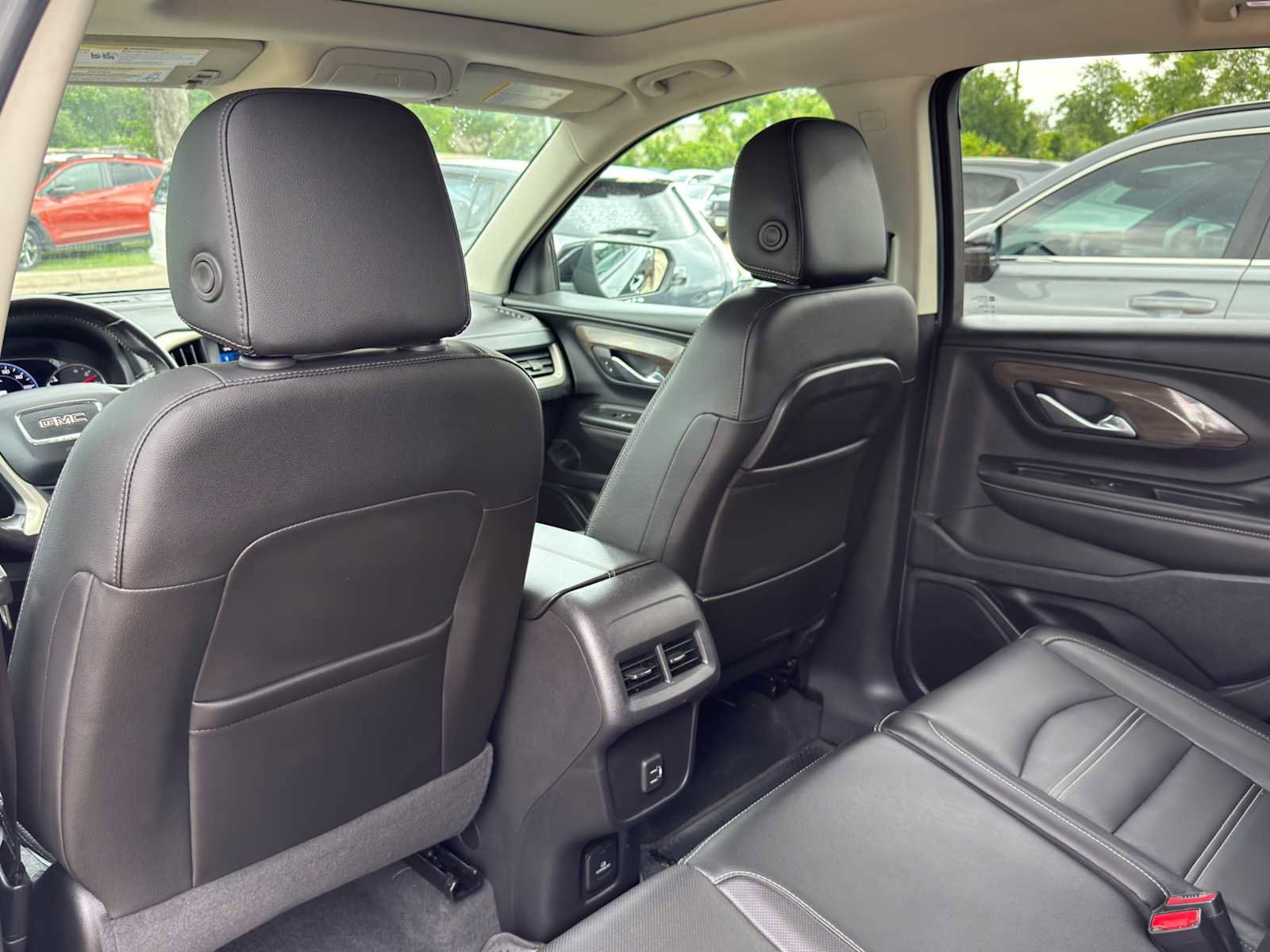 Used 2022 GMC Terrain Denali w/ LPO, Cargo Package AWD/4WD image 31