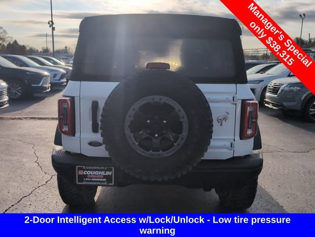 Used 2022 Ford Bronco Badlands image 7