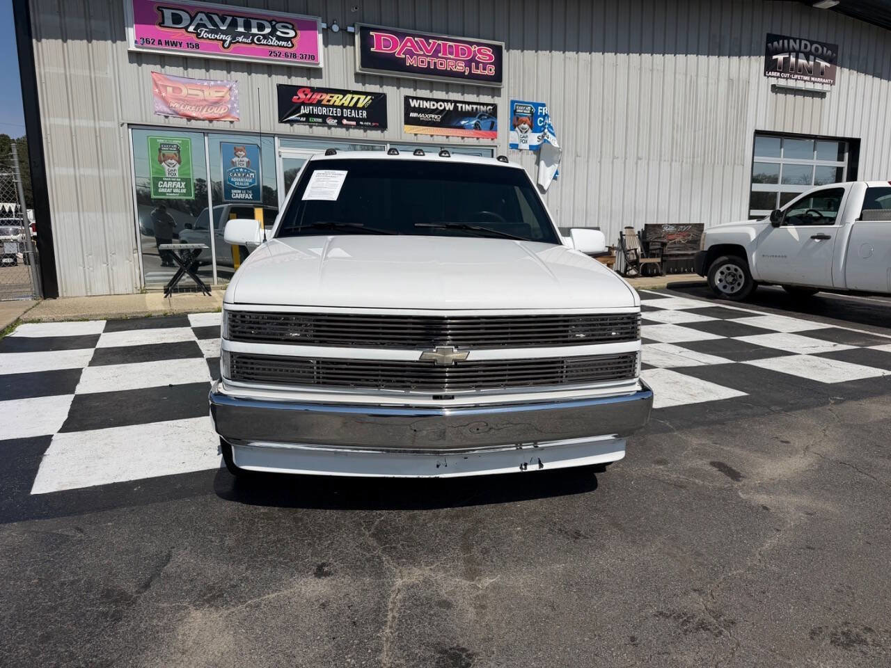 Used 1993 Chevrolet Silverado 3500 2WD Crew Cab image 3