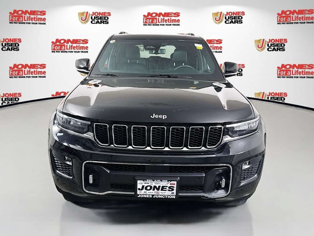 Used 2023 Jeep Grand Cherokee Overland w/ Luxury Tech Group IV AWD/4WD image 15