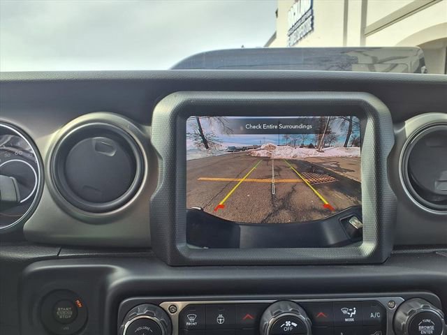 Used 2022 Jeep Gladiator Willys image 26