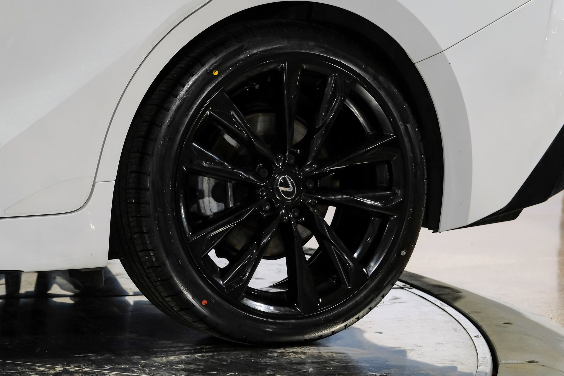 Used 2025 Lexus IS 350 F Sport image 60