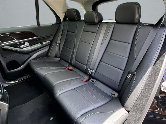 New 2026 Mercedes-Benz GLE 450e 4MATIC image 12
