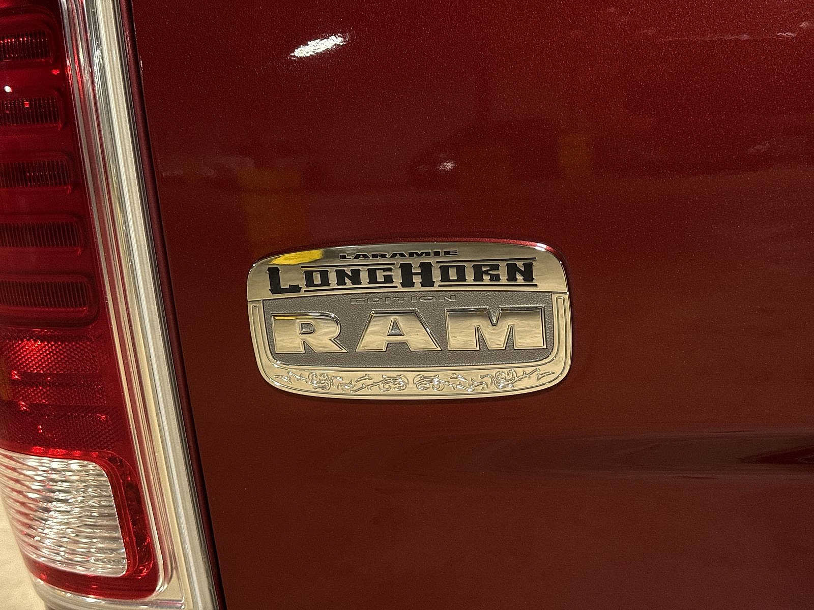 Used 2014 RAM 3500 Laramie Longhorn AWD/4WD image 27