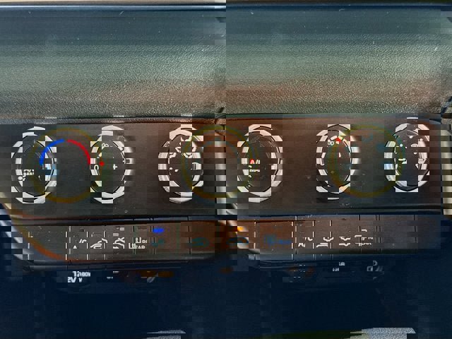 Used 2021 Hyundai Elantra SE image 13