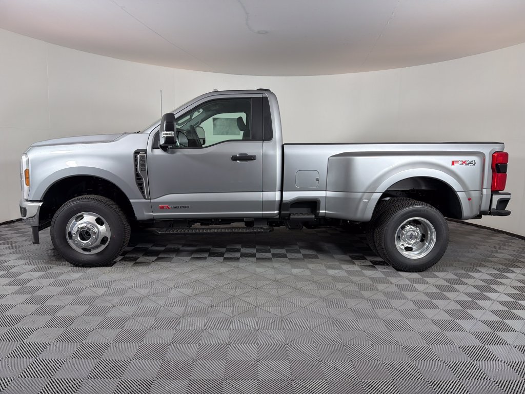 New 2027 Ford F350 XLT w/ 360-Degree Camera Package AWD/4WD image 6