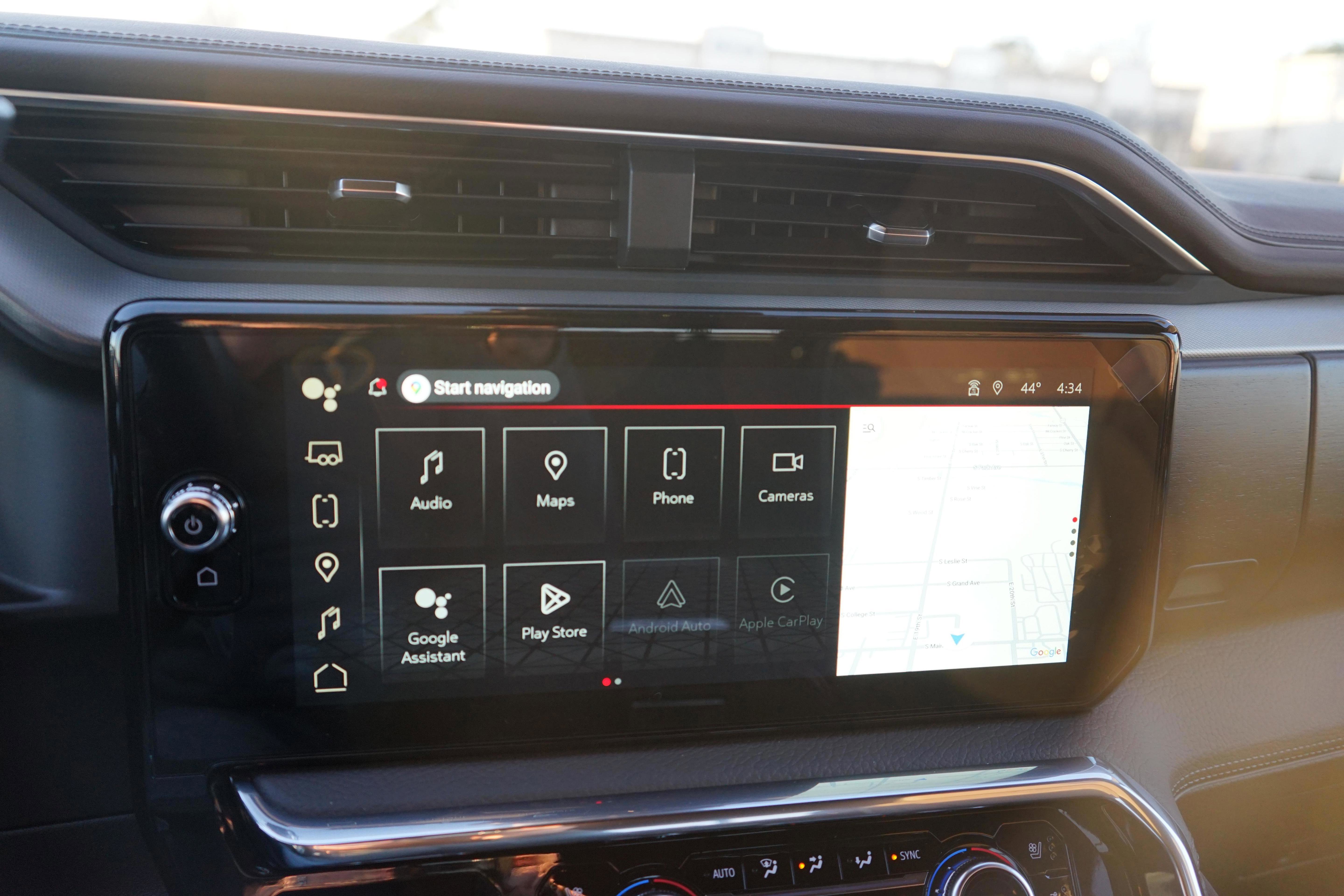 New 2026 GMC Sierra 2500 Denali w/ Technology Package image 14