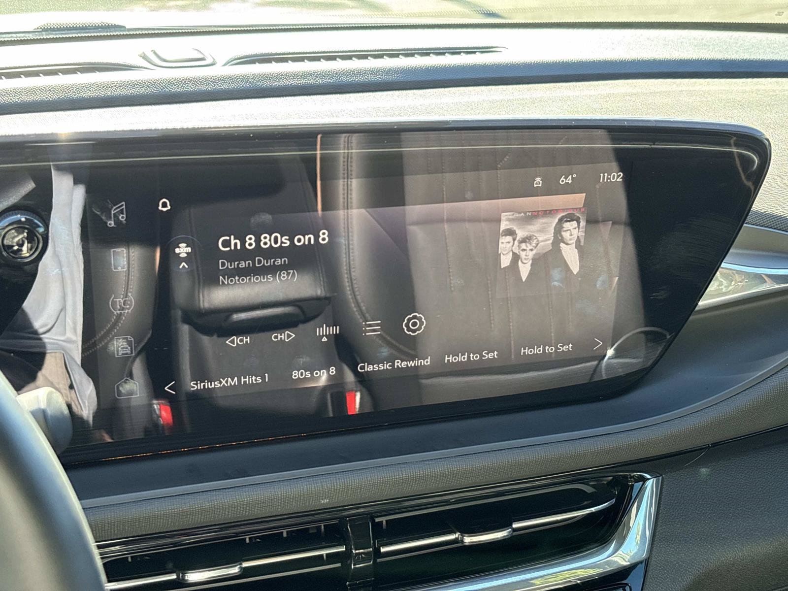 Used 2025 Buick Envista Avenir FWD image 23