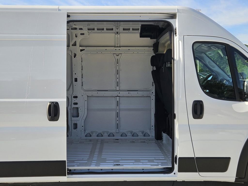 New 2026 RAM ProMaster 2500 w/ Convenience Group image 33
