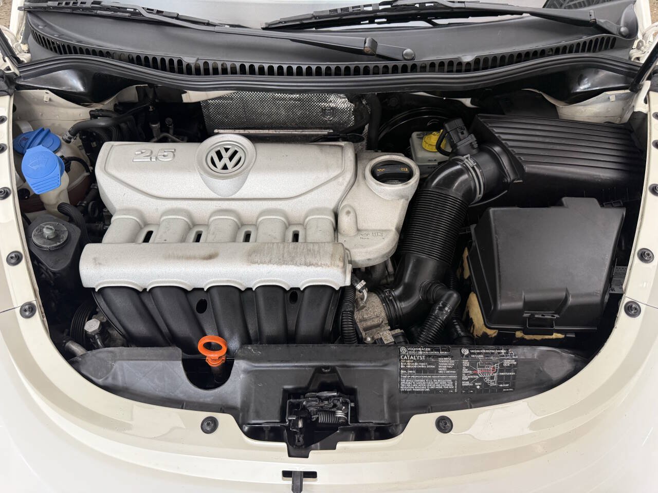 Used 2007 Volkswagen Beetle Triple White Edition FWD image 32