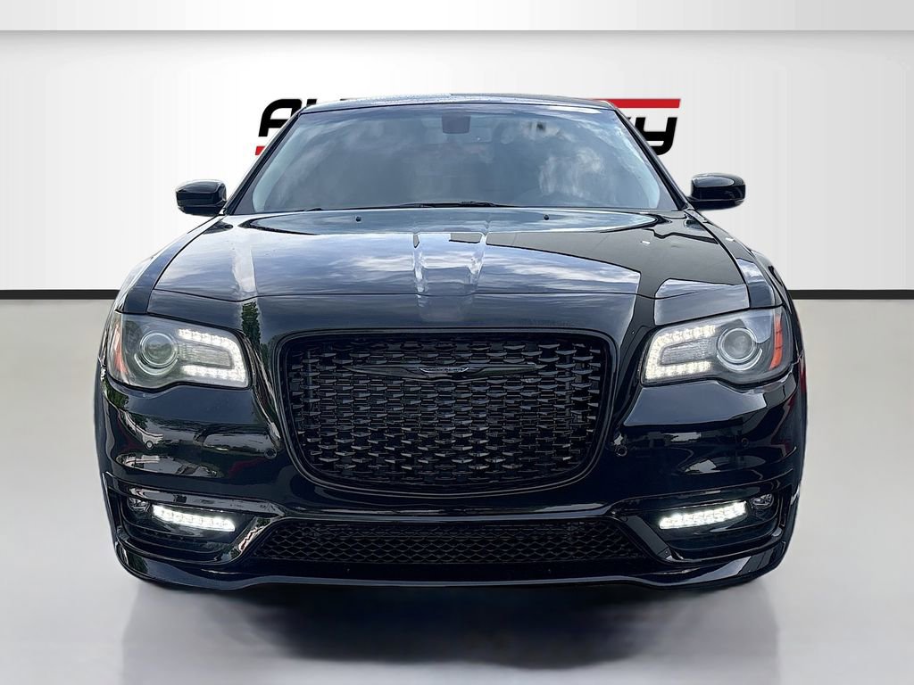 Used 2023 Chrysler 300 Touring L w/ Popular Equipment Group AWD/4WD image 2