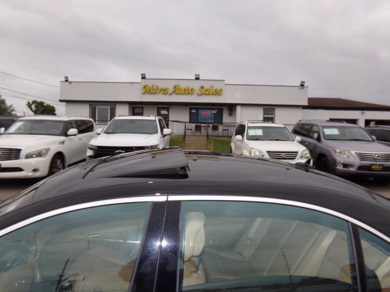 Used 2011 Mercedes-Benz S 550 4MATIC image 9