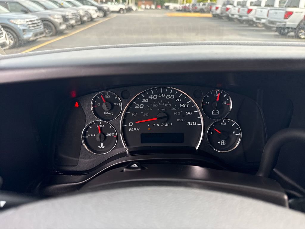Used 2023 GMC Savana 2500 w/ Driver Convenience Package image 27