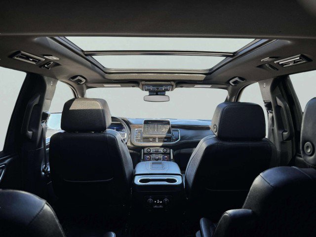 Used 2023 Chevrolet Tahoe Z71 w/ Luxury Package AWD/4WD image 40