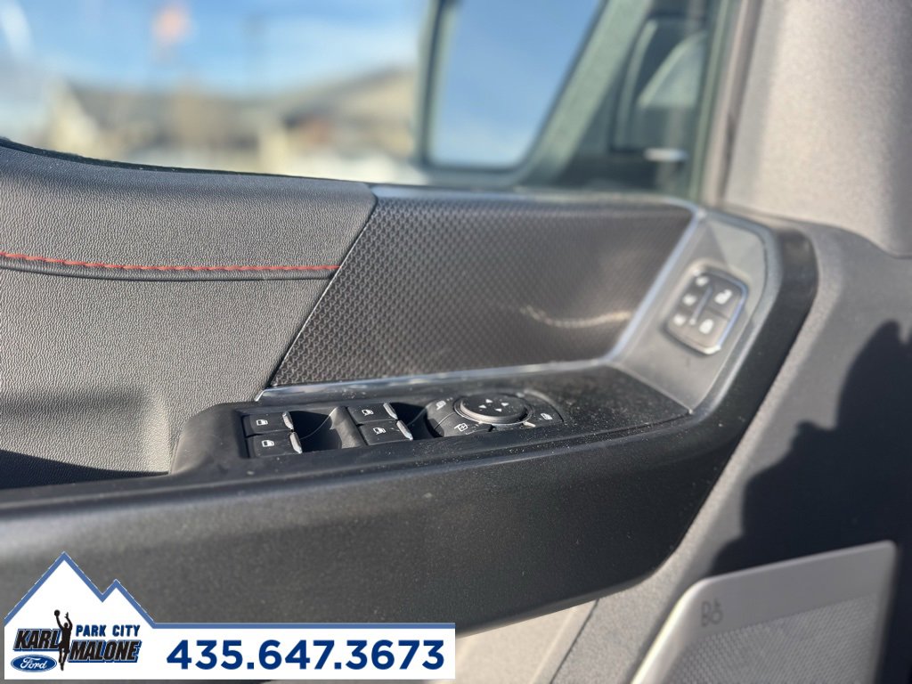 Used 2025 Ford F150 Raptor image 9