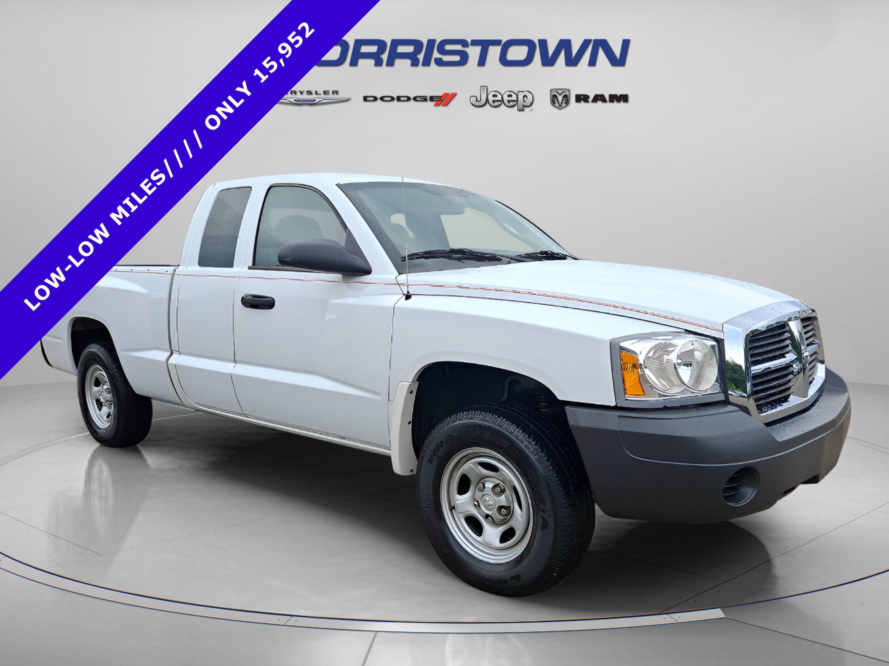 Used 2007 Dodge Dakota ST RWD image 1