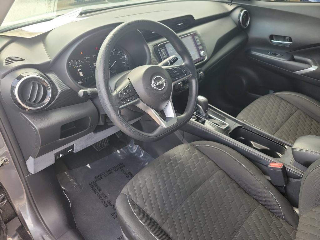 Certified 2022 Nissan Kicks SV FWD image 14