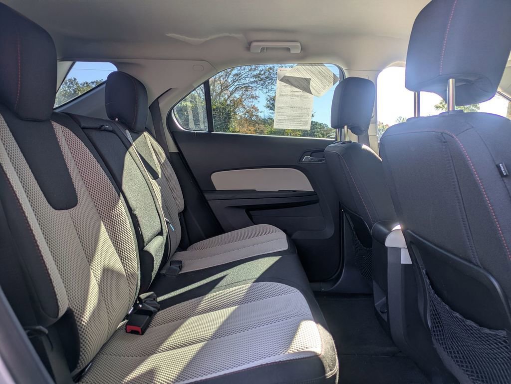 Used 2015 Chevrolet Equinox LT w/ Driver Convenience Package image 29