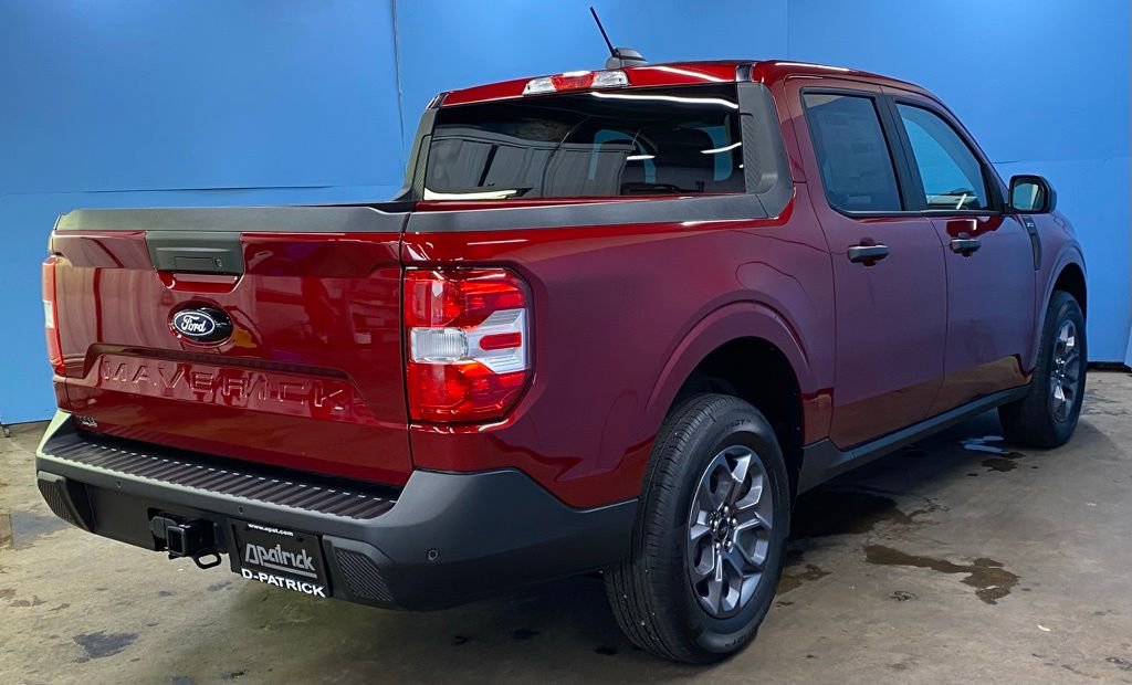 New 2025 Ford Maverick XLT w/ XLT Luxury Package image 10