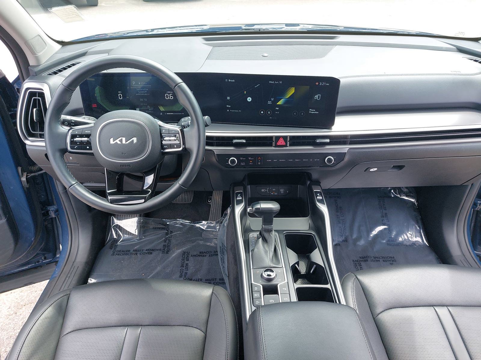 Used 2024 Kia Sorento S AWD/4WD image 21