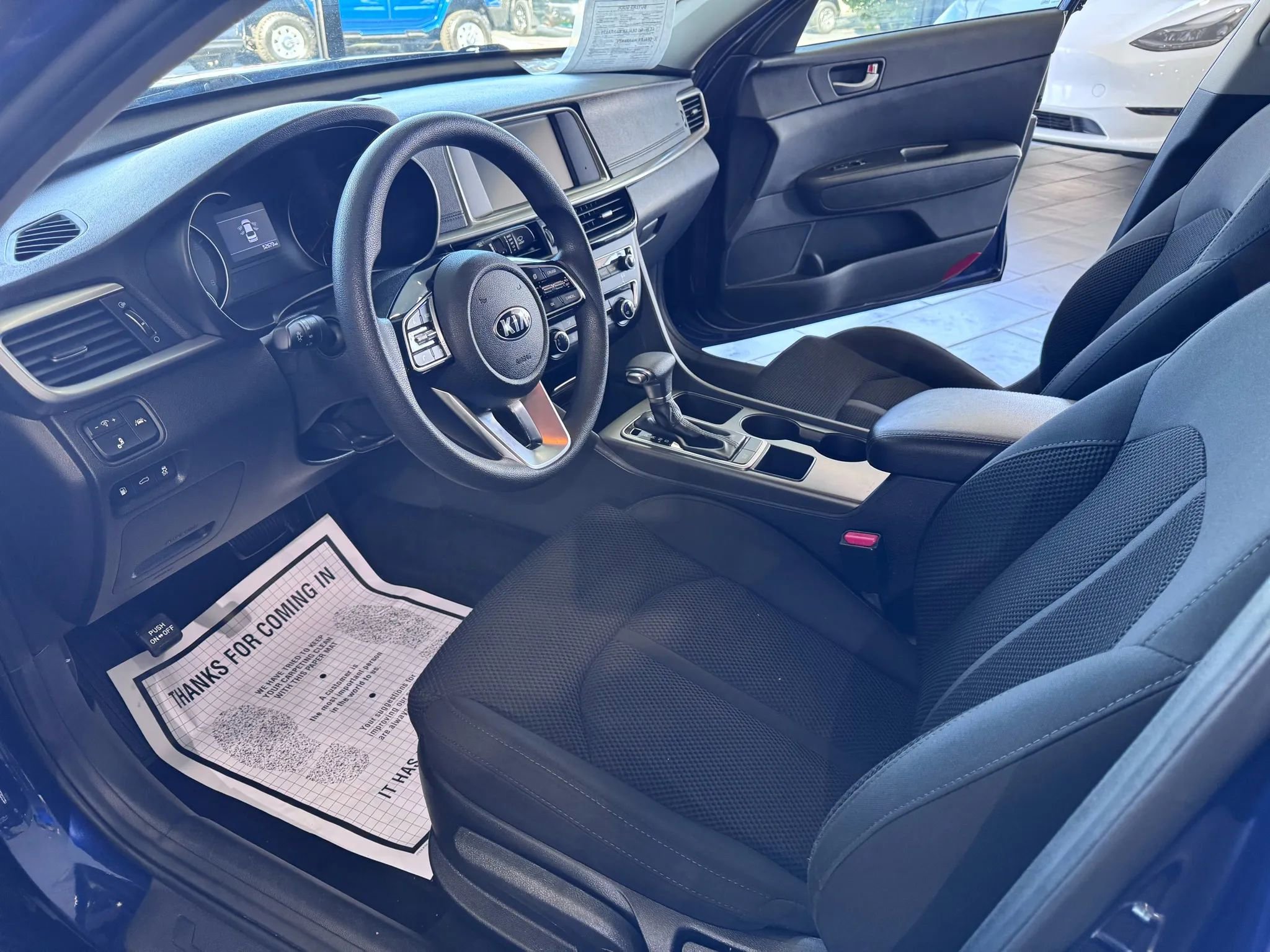 Used 2019 Kia Optima LX image 9