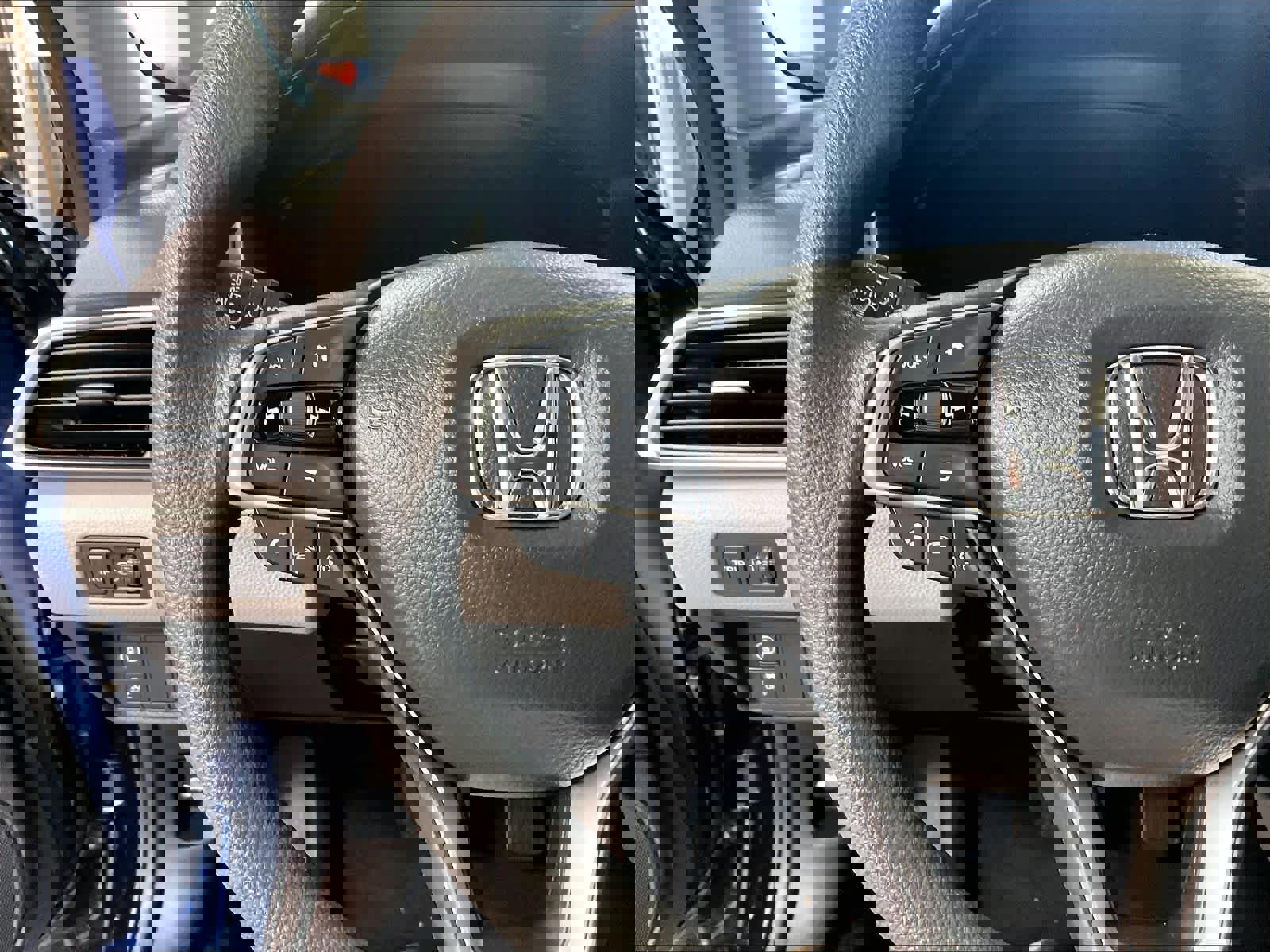 Used 2020 Honda Accord EX image 23