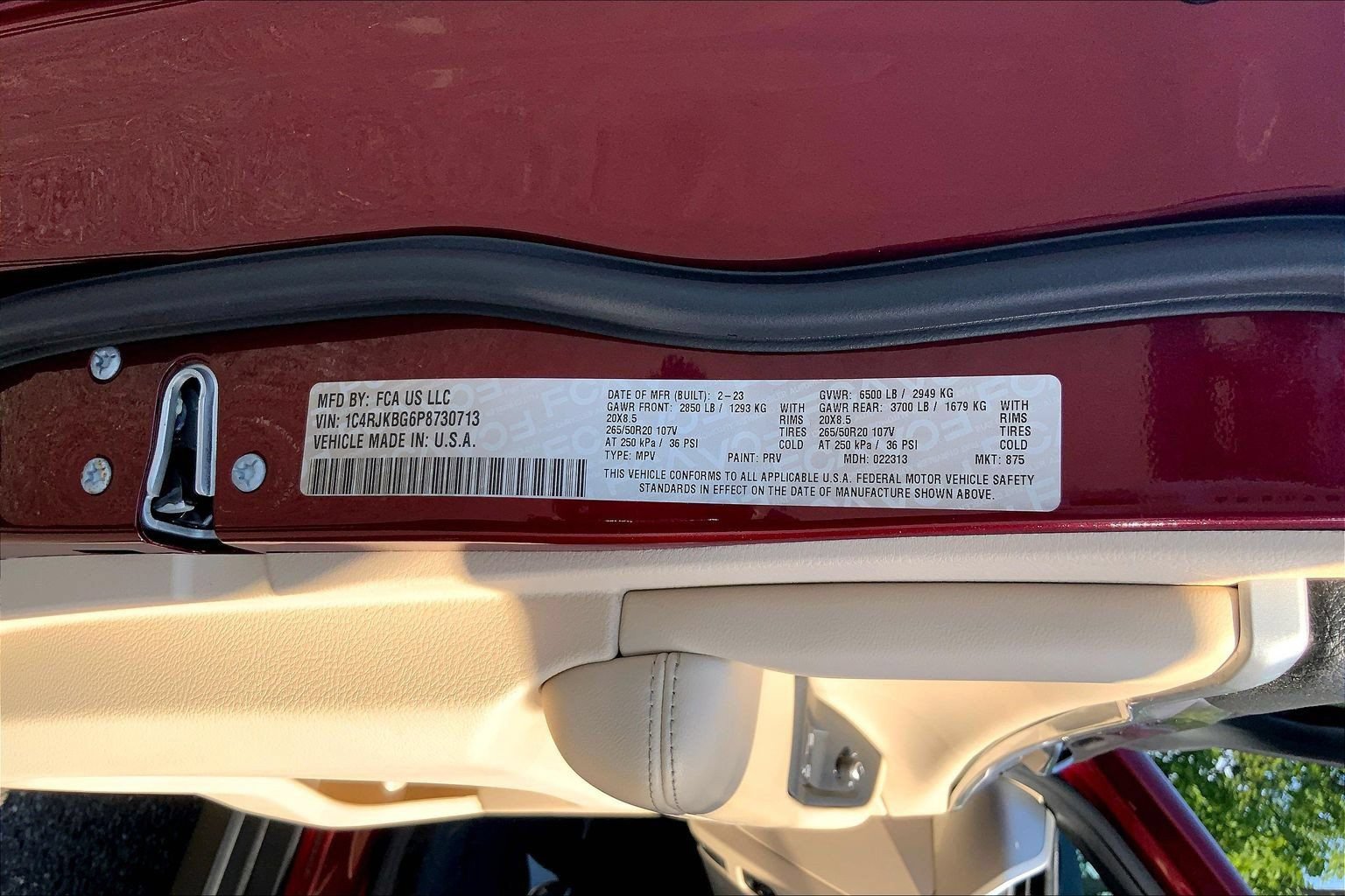 Certified 2023 Jeep Grand Cherokee L Limited w/ Black Appearance Package AWD/4WD image 31