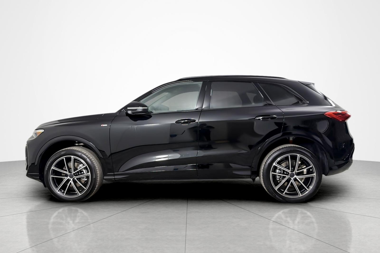 New 2026 Audi Q5 2.0T AWD/4WD image 3