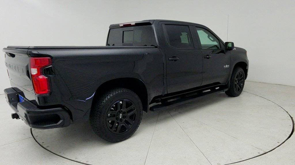 Used 2025 Chevrolet Silverado 1500 RST AWD/4WD image 8