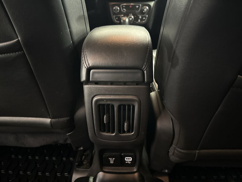 Used 2019 Jeep Compass Latitude AWD/4WD image 27