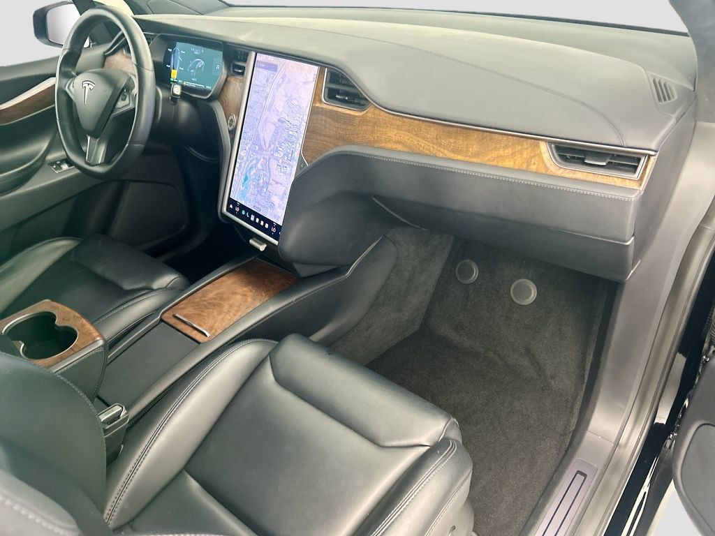 Used 2018 Tesla Model X 100D AWD/4WD image 18