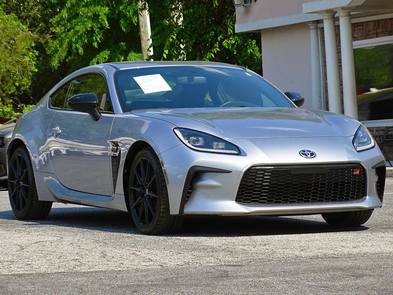 Used 2024 Toyota GR86 Premium RWD image 11