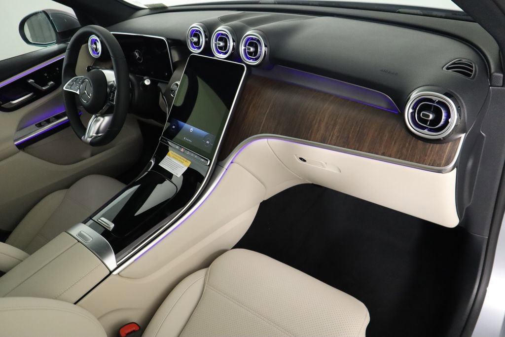 Certified 2025 Mercedes-Benz GLC 300 image 18