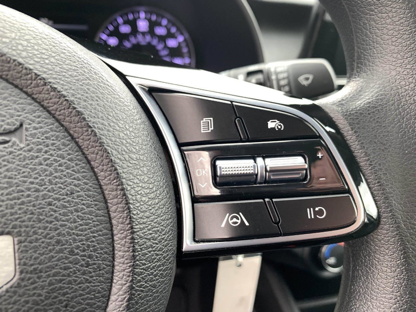 Used 2023 Kia Forte LXS w/ LXS Technology Package image 16