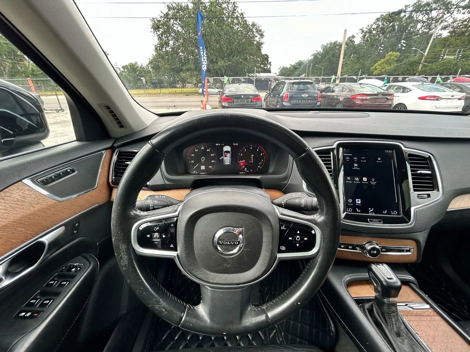 Used 2018 Volvo XC90 T6 Inscription image 9