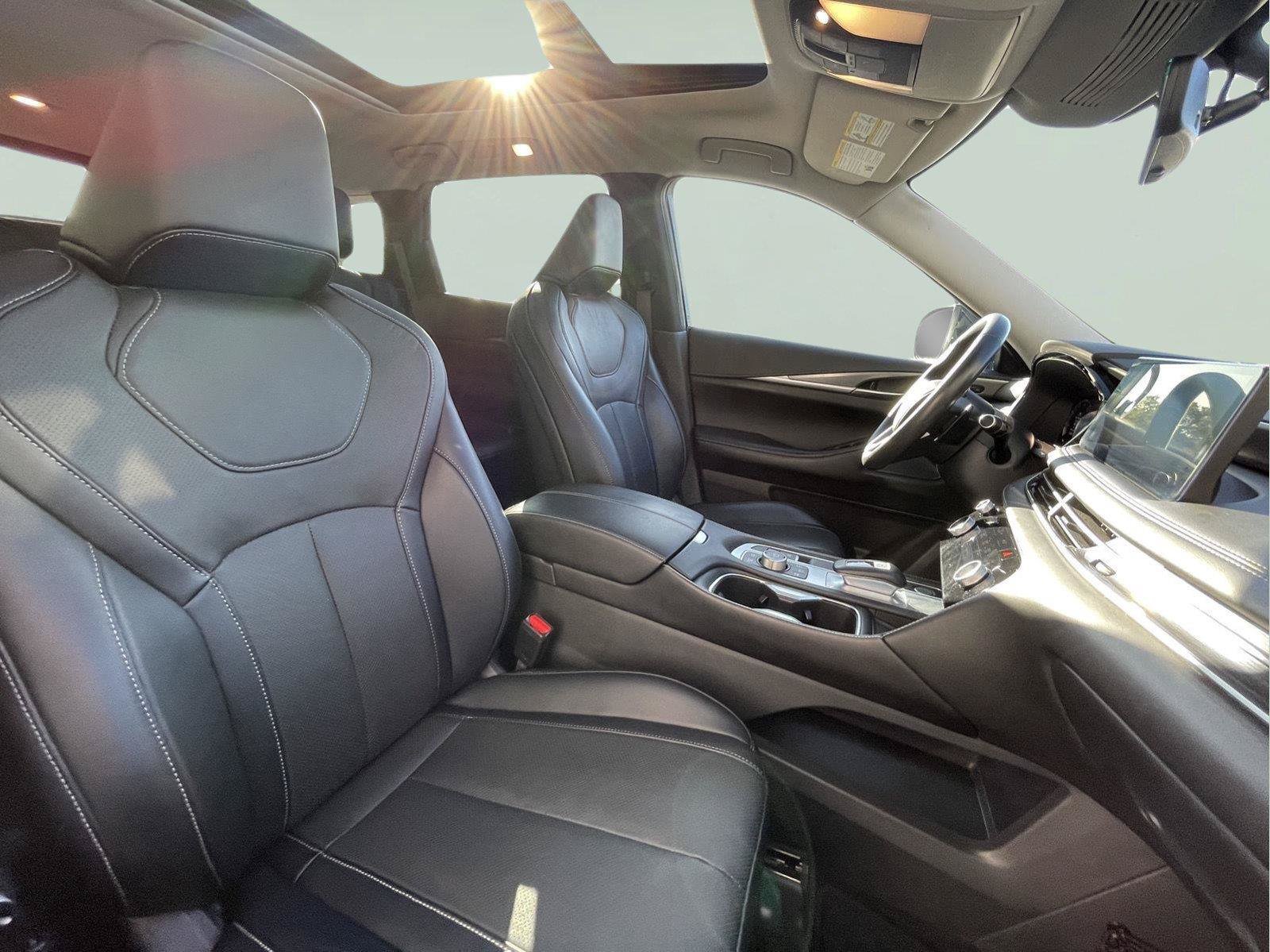 Used 2023 INFINITI QX60 Luxe w/ Cargo Package AWD/4WD image 26