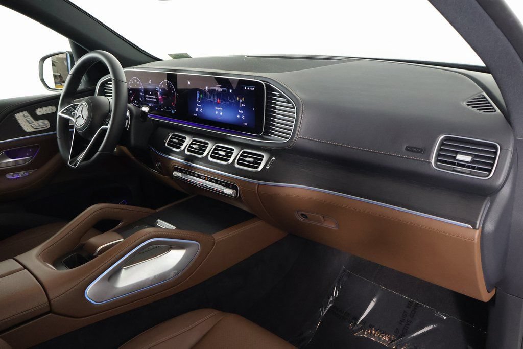 Certified 2024 Mercedes-Benz GLE 350 4MATIC image 9