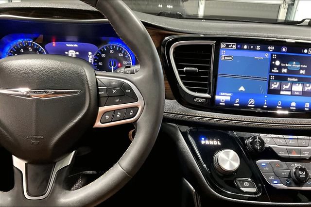 Used 2022 Chrysler Pacifica Pinnacle AWD/4WD image 15