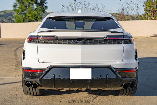 Used 2025 Lamborghini Urus SE image 7