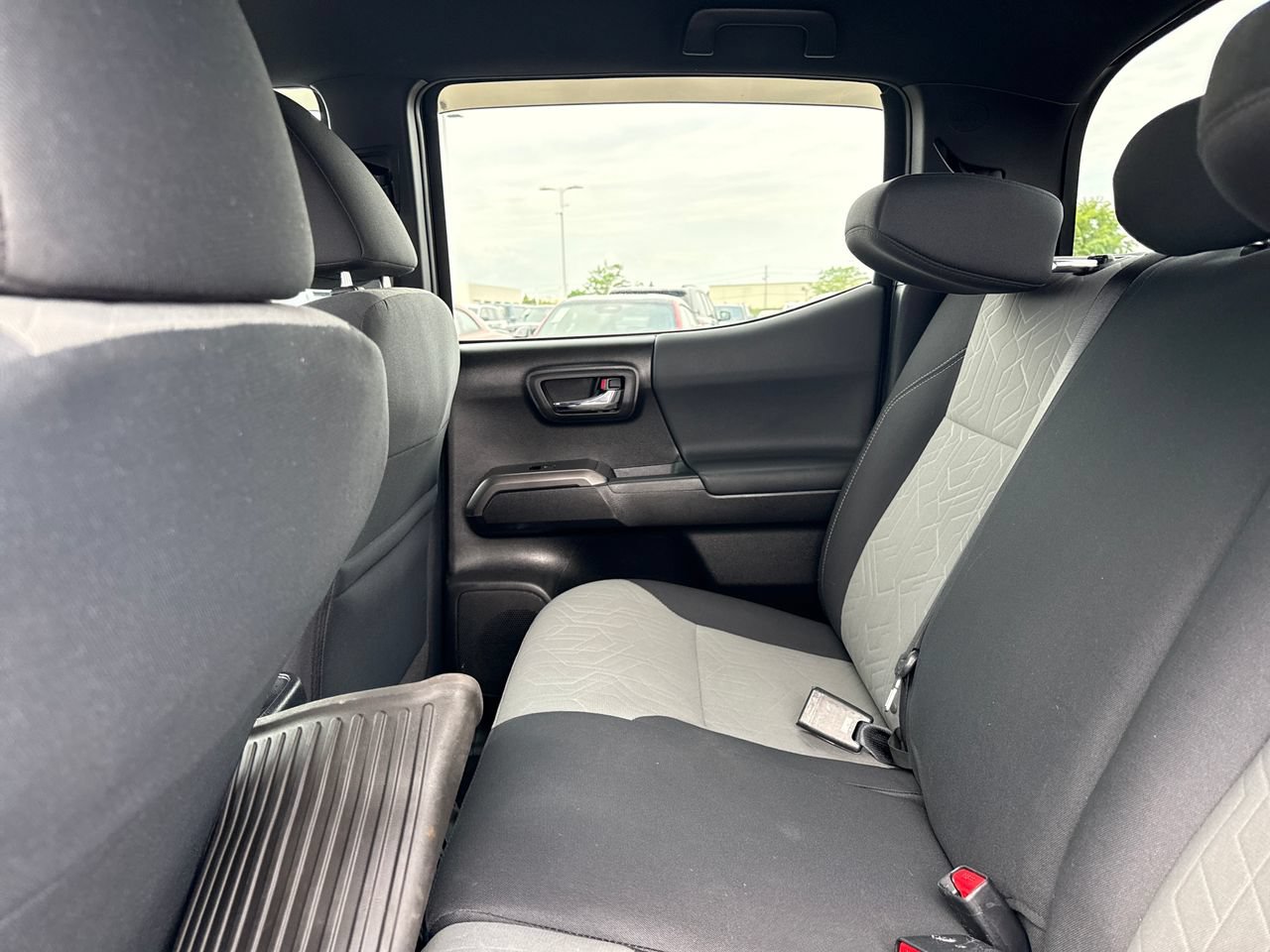 Used 2021 Toyota Tacoma TRD Sport AWD/4WD image 13
