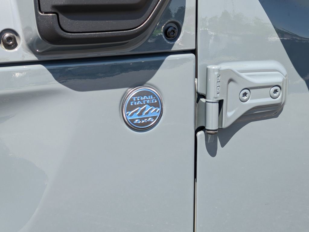 Certified 2025 Jeep Wrangler Unlimited Sahara AWD/4WD image 21