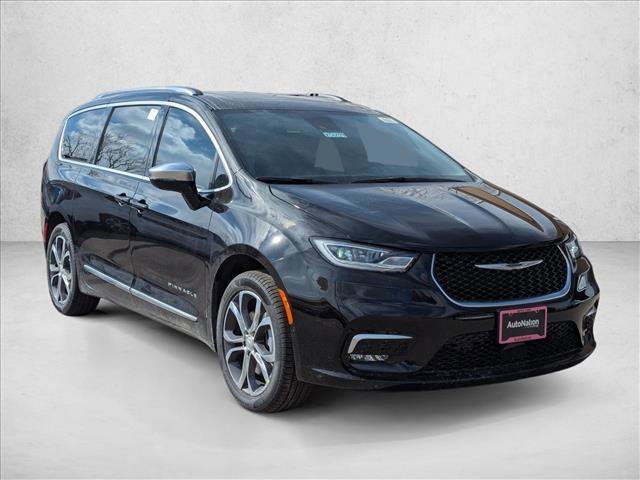 New 2026 Chrysler Pacifica Pinnacle image 6