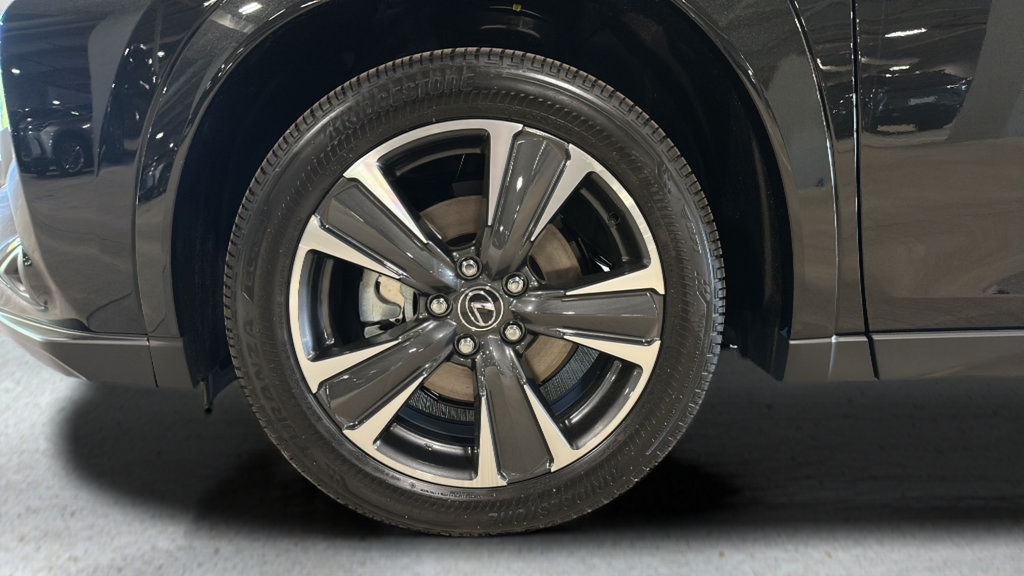 New 2026 Lexus UX 300h AWD image 11